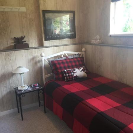 Silvern Lake Trail Bed And Breakfast Smithers Buitenkant foto