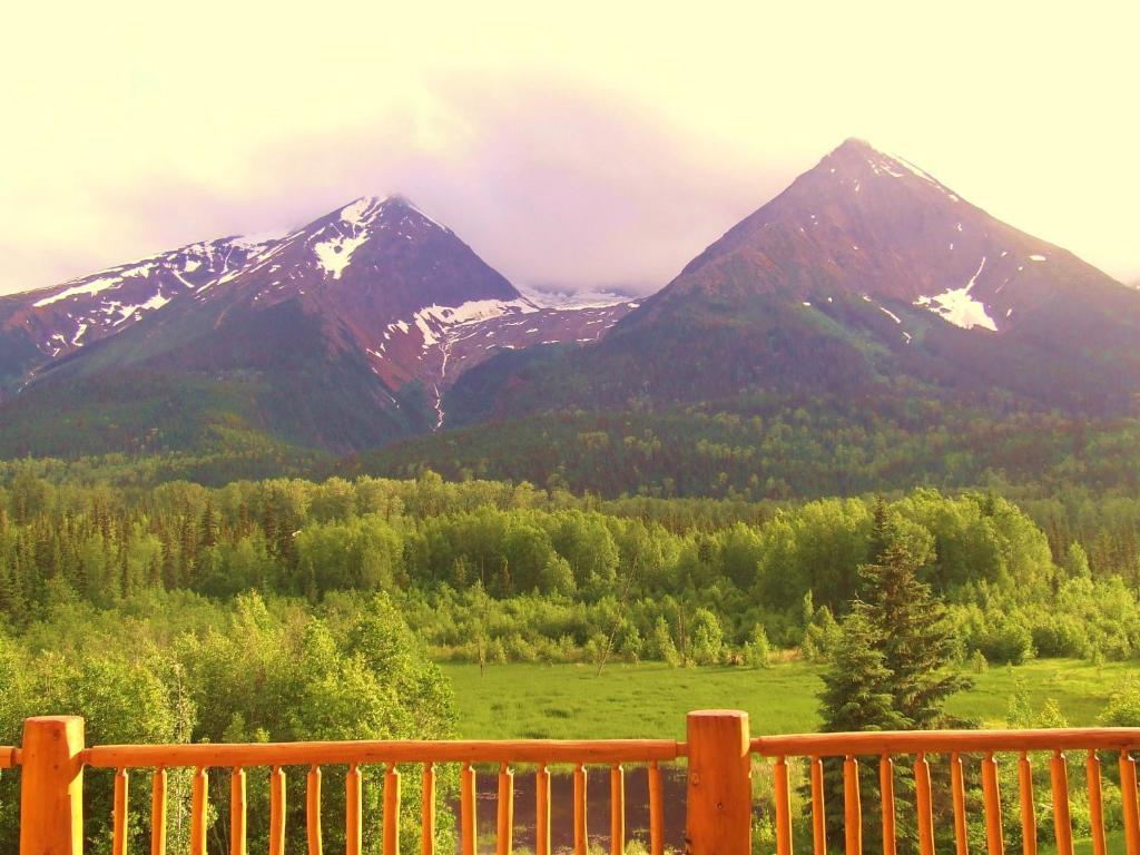 Silvern Lake Trail Bed And Breakfast Smithers Buitenkant foto